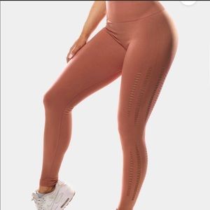 Jed North lot - 2 pants & bra (bundle)